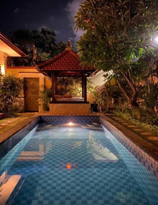 Villa Danielle Seminyak  Ngoại thất bức ảnh