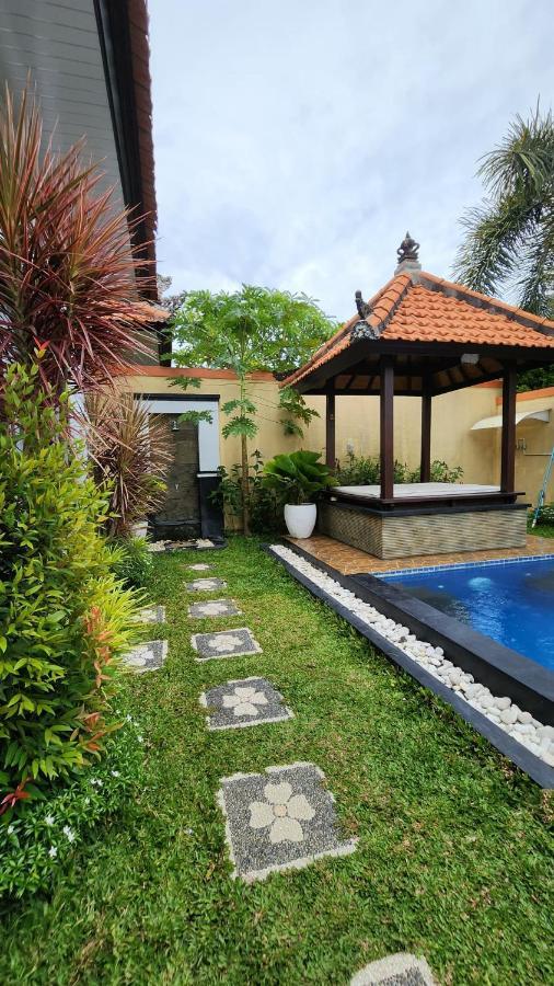 Villa Danielle Seminyak  Ngoại thất bức ảnh